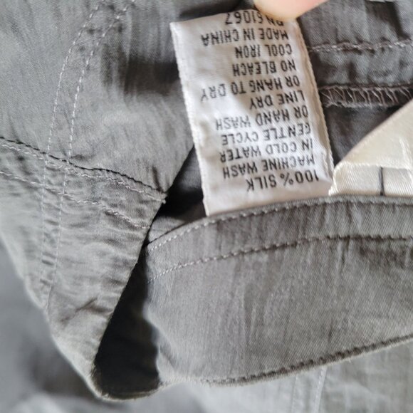 Sunny Leigh Gray Button-Down Tunic Shirt M 100% Silk Lightweight Long Sleeve - Picture 6 of 6